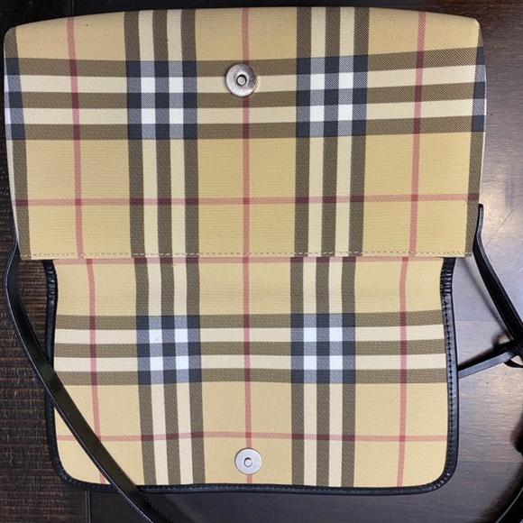 burberry vintage bags - Picture 4 of 8